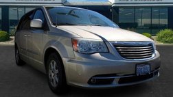 2013 Chrysler Town and Country Touring