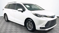 2025 Toyota Sienna XLE