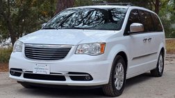 2016 Chrysler Town and Country Touring