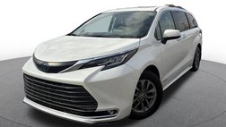 2021 Toyota Sienna XLE