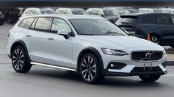 2024 Volvo V60 Cross Country B5 Ultimate