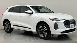 2025 Audi Q5 quattro Premium TFSI