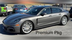 2017 Porsche Panamera Base