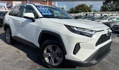 2022 Toyota RAV4 Hybrid XLE
