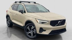 2026 Volvo XC40 B5 Core