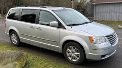 2010 Chrysler Town and Country Touring