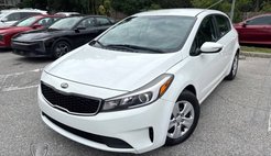 2017 Kia Forte5 LX