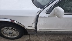 1996 Lincoln Town Car Signature