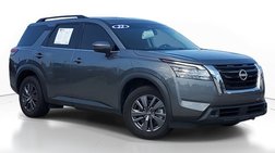 2022 Nissan Pathfinder SV