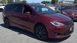 2020 Chrysler Pacifica Touring
