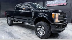2017 Ford Super Duty F-250 Lariat