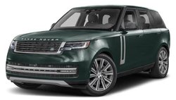 2026 Land Rover Range Rover P550e SE