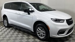 2024 Chrysler Pacifica Touring