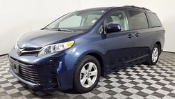 2019 Toyota Sienna LE