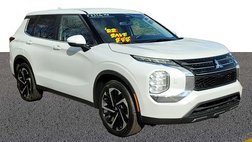 2022 Mitsubishi Outlander ES