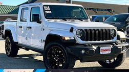 2024 Jeep Gladiator Jeep Beach