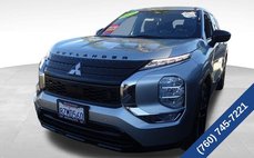 2022 Mitsubishi Outlander Black Edition