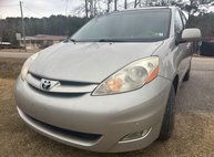2009 Toyota Sienna XLE