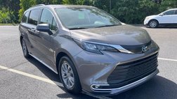 2024 Toyota Sienna XLE 7-Passenger
