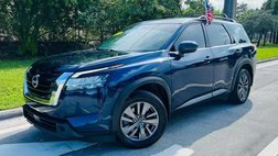 2022 Nissan Pathfinder SV