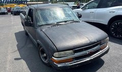 2000 Chevrolet S-10 LS