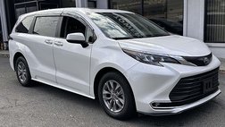 2024 Toyota Sienna XLE