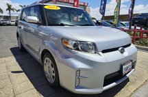 2014 Scion xB Base