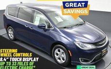 2017 Chrysler Pacifica Hybrid Touring Plus