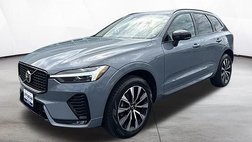 2024 Volvo XC60 B5 Core Dark Theme