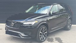 2023 Volvo XC90 Recharge T8 Plus Dark Theme