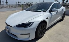 2022 Tesla Model S Base