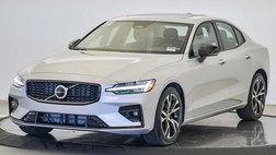 2024 Volvo S60 B5 Core Dark Theme
