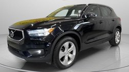 2022 Volvo XC40 T5 Momentum