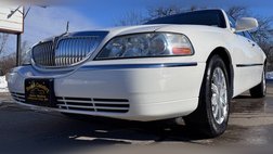 2011 Lincoln Town Car Signature Limited