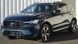 2025 Volvo XC60 T8 Core Dark Theme