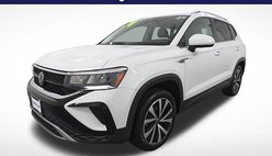 2024 Volkswagen Taos SE