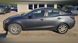 2017 Toyota Yaris iA Base