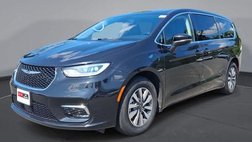 2023 Chrysler Pacifica Hybrid Touring L