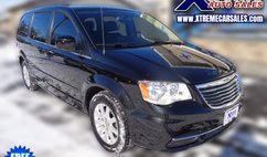 2016 Chrysler Town and Country LX