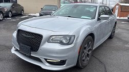 2023 Chrysler 300 Touring L