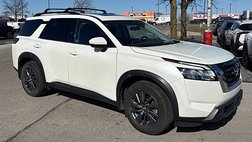 2022 Nissan Pathfinder SV