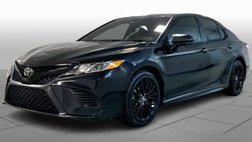 2020 Toyota Camry SE Nightshade