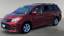 2020 Toyota Sienna LE