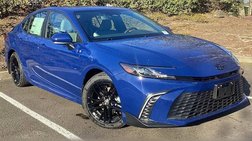 2025 Toyota Camry Hybrid SE