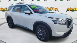 2022 Nissan Pathfinder SV