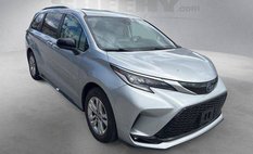 2022 Toyota Sienna XSE 7-Passenger