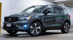 2026 Volvo XC40 B5 Plus