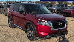 2022 Nissan Pathfinder Platinum