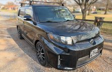 2012 Scion xB 5-Door Wagon 5-Spd MT