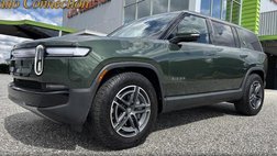 2025 Rivian R1S Adventure